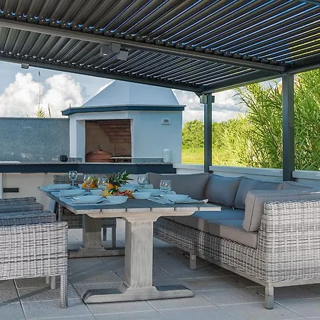 Ana,luxury Wellness With Heated Pool And Jacuzzi Villa