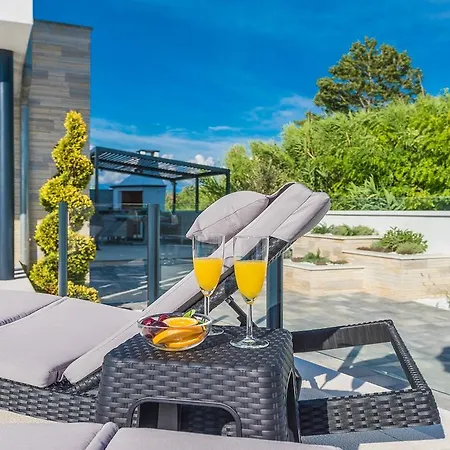 Ana,luxury Wellness With Heated Pool And Jacuzzi Privlaka (Zadar)