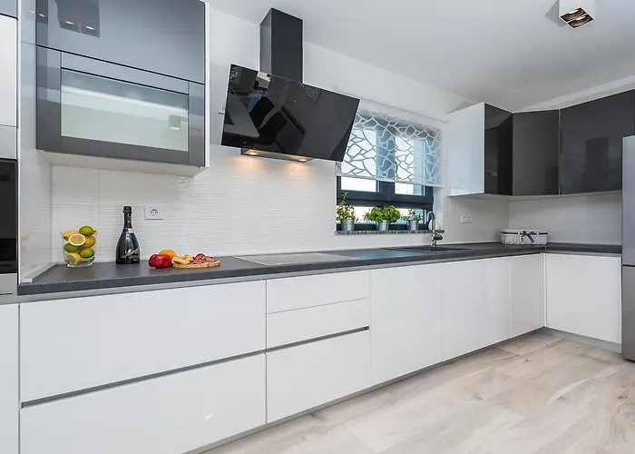 Ana,luxury Wellness With Heated Pool And Jacuzzi Villa