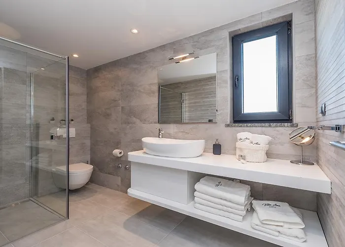 Ana,luxury Wellness With Heated Pool And Jacuzzi Privlaka (Zadar)