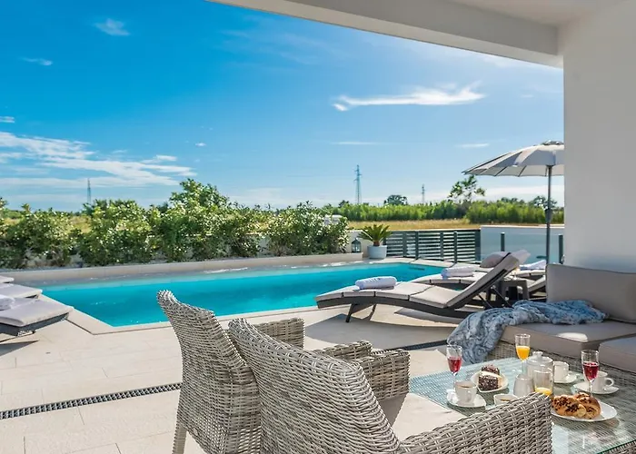 Ana,luxury Wellness With Heated Pool And Jacuzzi Privlaka (Zadar)