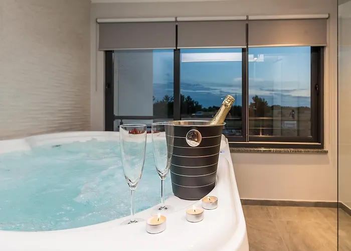 Ana,luxury Wellness With Heated Pool And Jacuzzi * Привлака