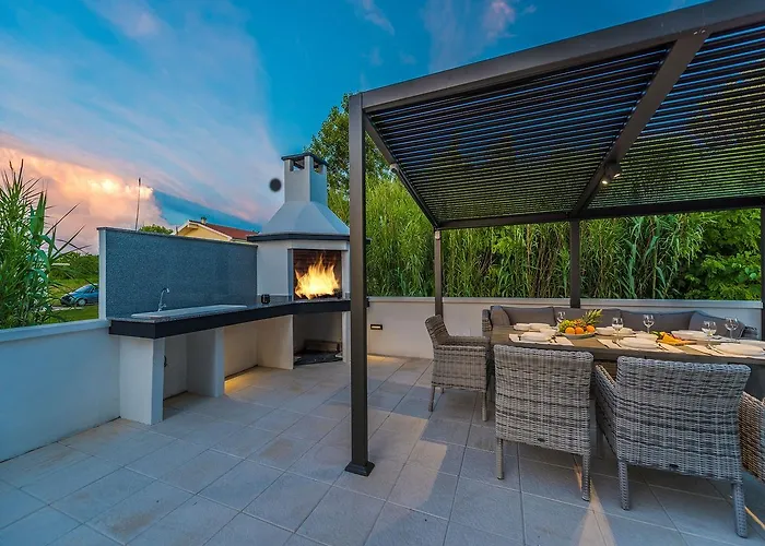 Ana,luxury Wellness With Heated Pool And Jacuzzi Villa Privlaka (Zadar)
