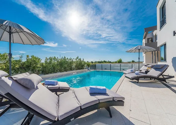 Ana,luxury Wellness With Heated Pool And Jacuzzi Villa Privlaka (Zadar)