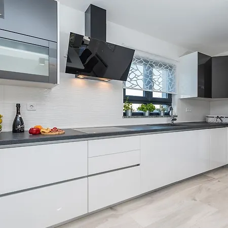 Ana,luxury Wellness With Heated Pool And Jacuzzi Villa