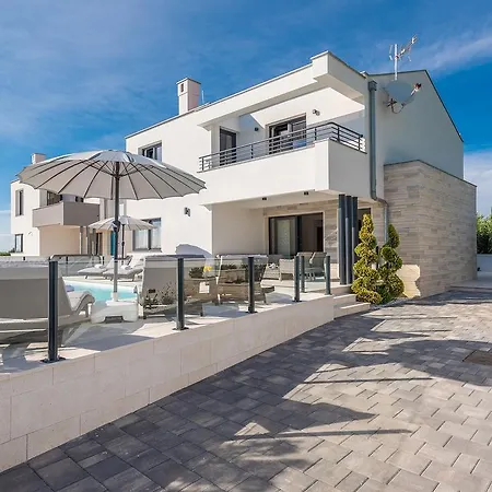 Ana,luxury Wellness With Heated Pool And Jacuzzi Villa Privlaka (Zadar)