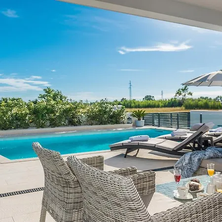 Ana,luxury Wellness With Heated Pool And Jacuzzi Privlaka (Zadar)