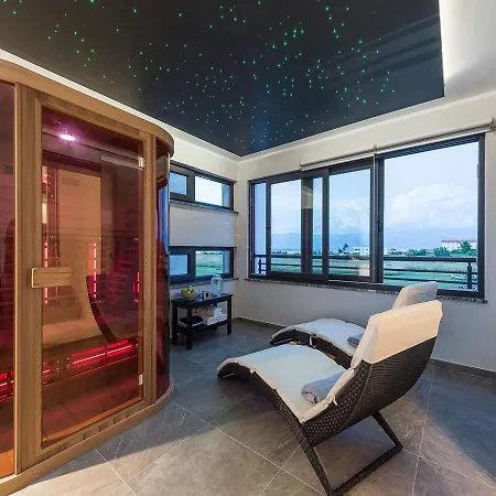 Villa Ana,luxury Wellness With Heated Pool And Jacuzzi Privlaka (Zadar)