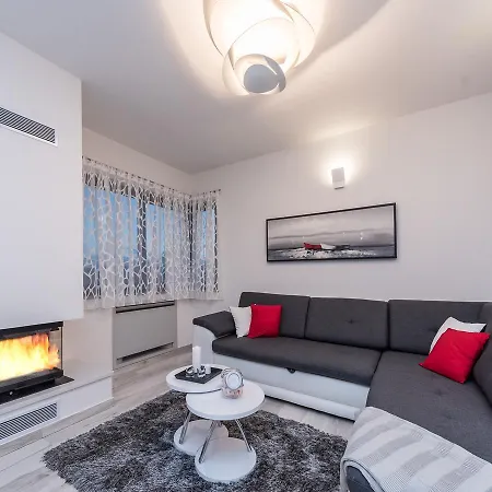 Villa Ana,luxury Wellness With Heated Pool And Jacuzzi Privlaka (Zadar)
